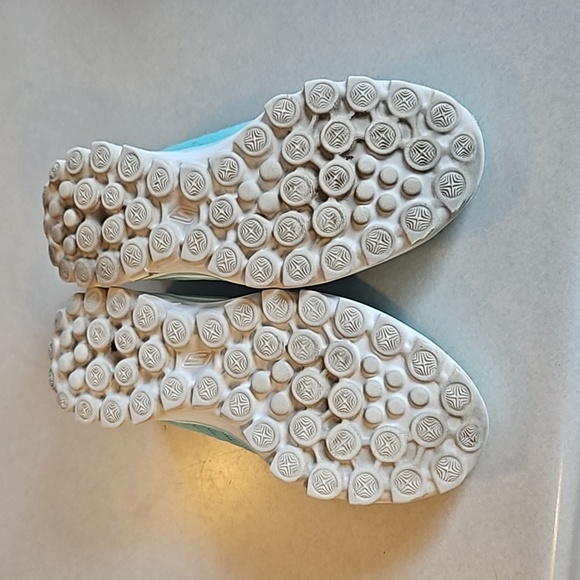 Teal skechers Slip ons - Picture 10 of 12
